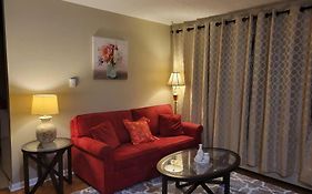 Cozy Apt In Center Of Saint John Nb